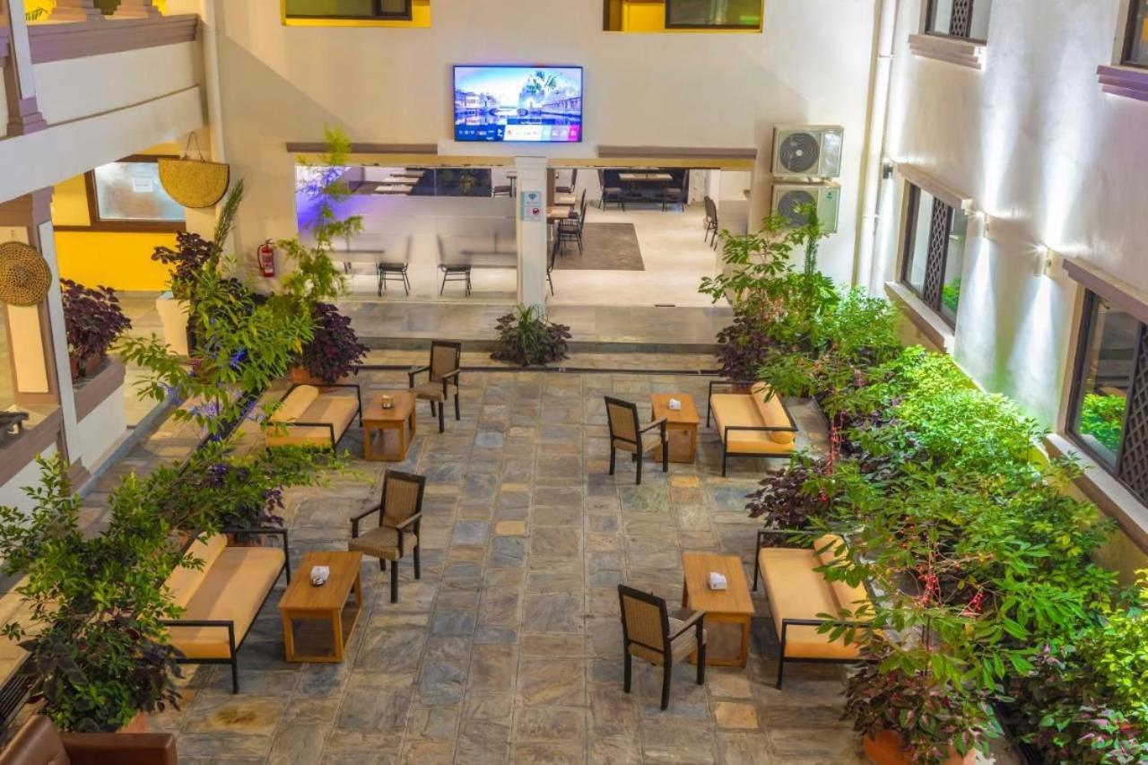 Hotel Ananda Pashupati Katmandou Extérieur photo